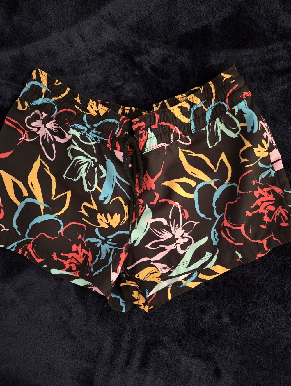 HURLEY Women's Black Floral Drawstring Surf Shorts, Size XS